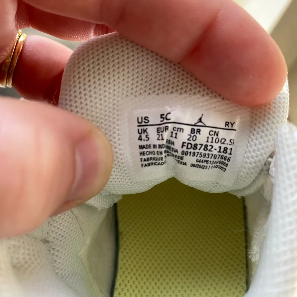 Toddler Nike Air Jordans - Size 5C